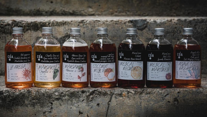 Coa自身亦推出了四款Bottled Cocktail，包括有作為招牌之一的Coconut Milk Punch丶Mezcal Negroni、Mezcal Martinez，以及Agave Old 